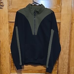 Club York Black and Olive Long Sleeve Zip-Up Sweater XL